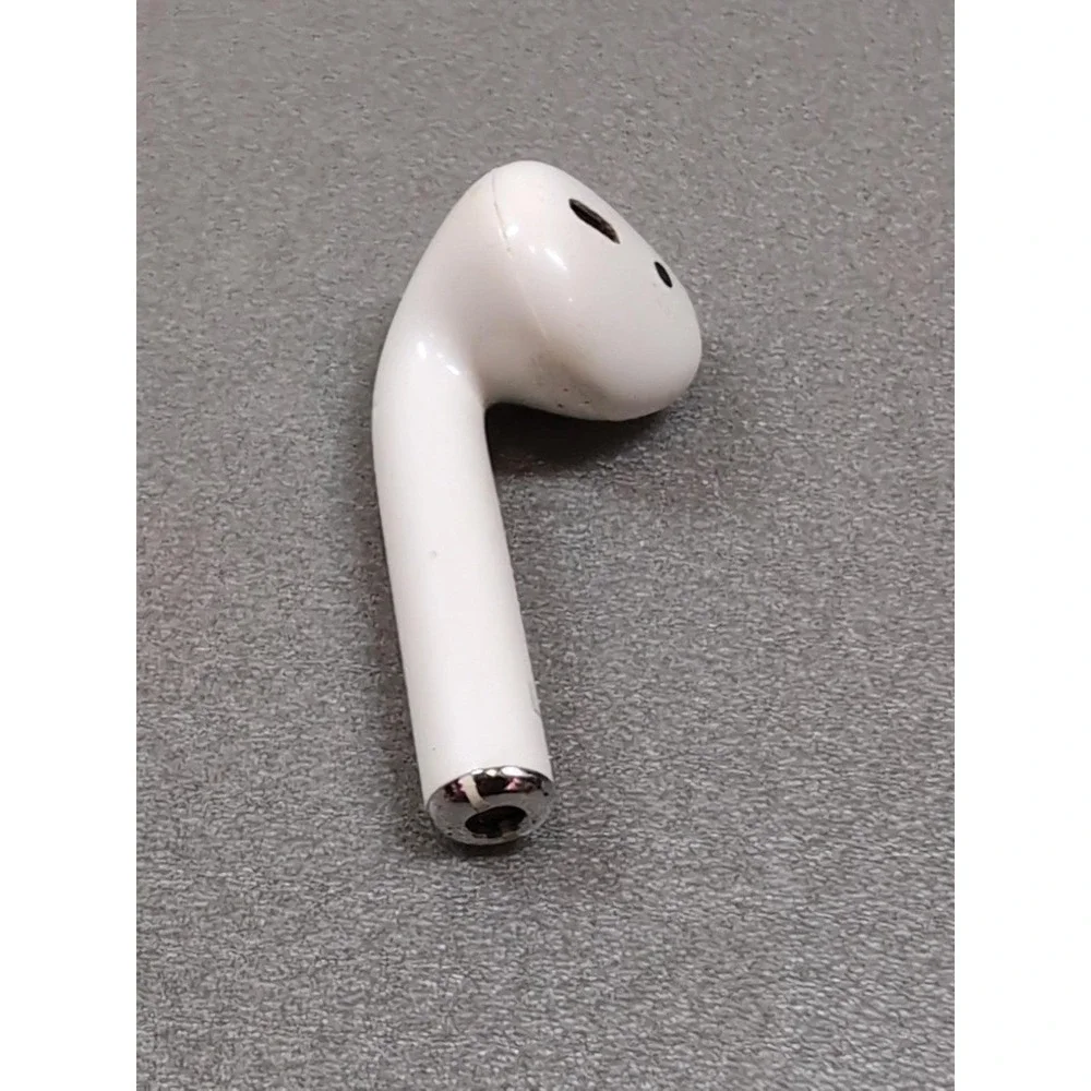 Apple AirPods 1st Gen Left Earbud Only Replacement White A1523 Wireless L Side